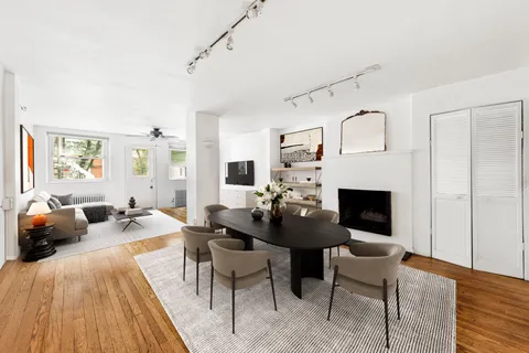$3,500,000 | 209 East 48th Street | Midtown East