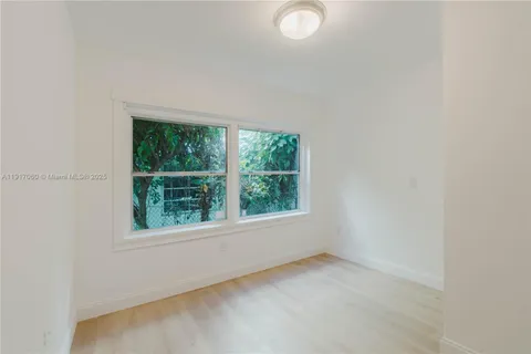 $215,000 | 1555 Pennsylvania Avenue, Unit 108, Miami Beach, FL 33139