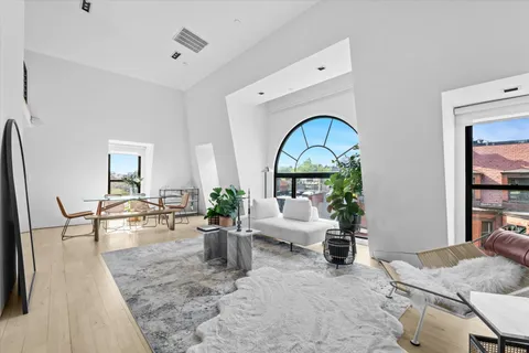 $2,399,999 | 201 Newbury Street, Unit Undisclosed, Boston, MA 02116
