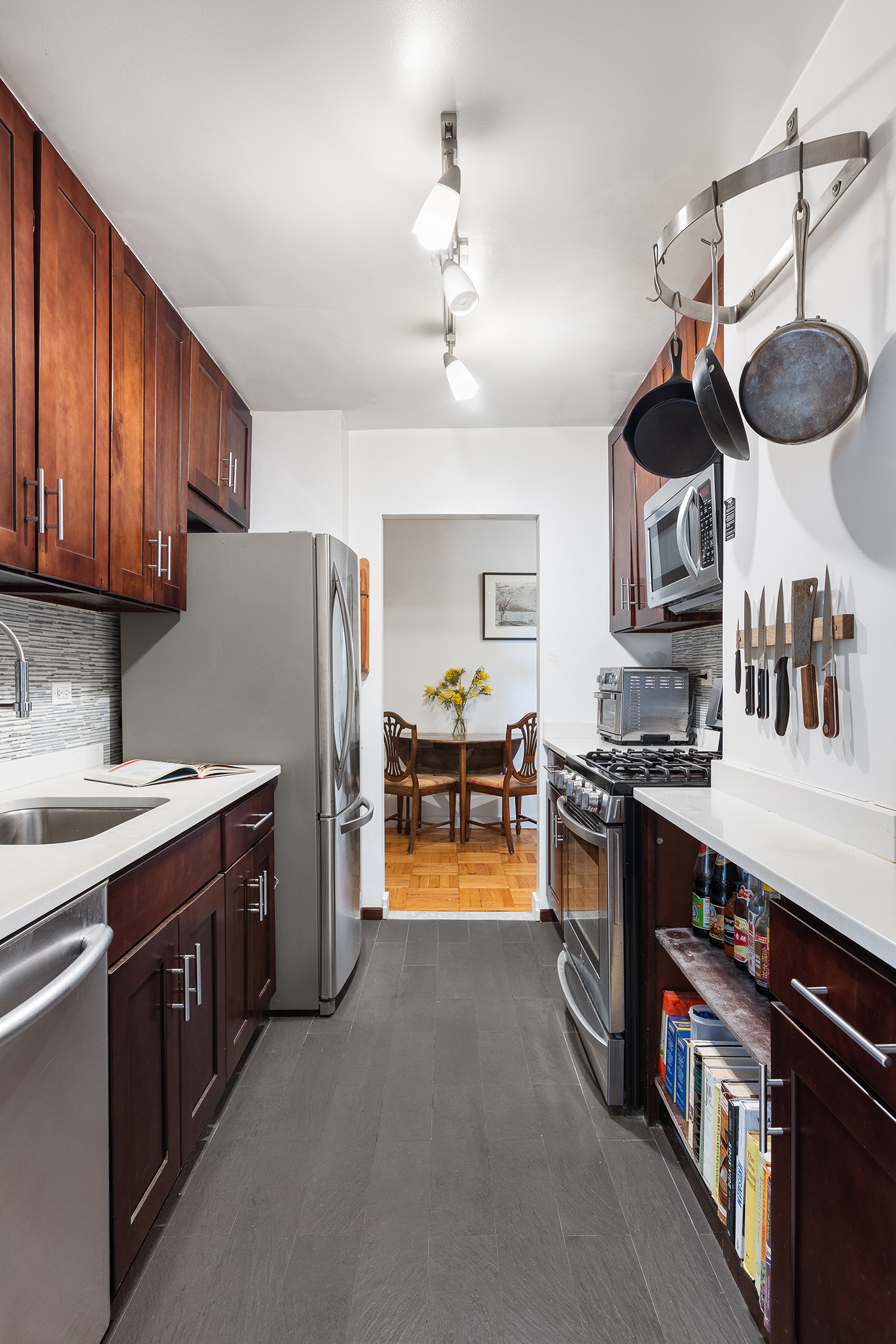 102-10 66th Road, Unit 2A Queens, NY 11375 - Photo 3 of 16 Gallery Image 3