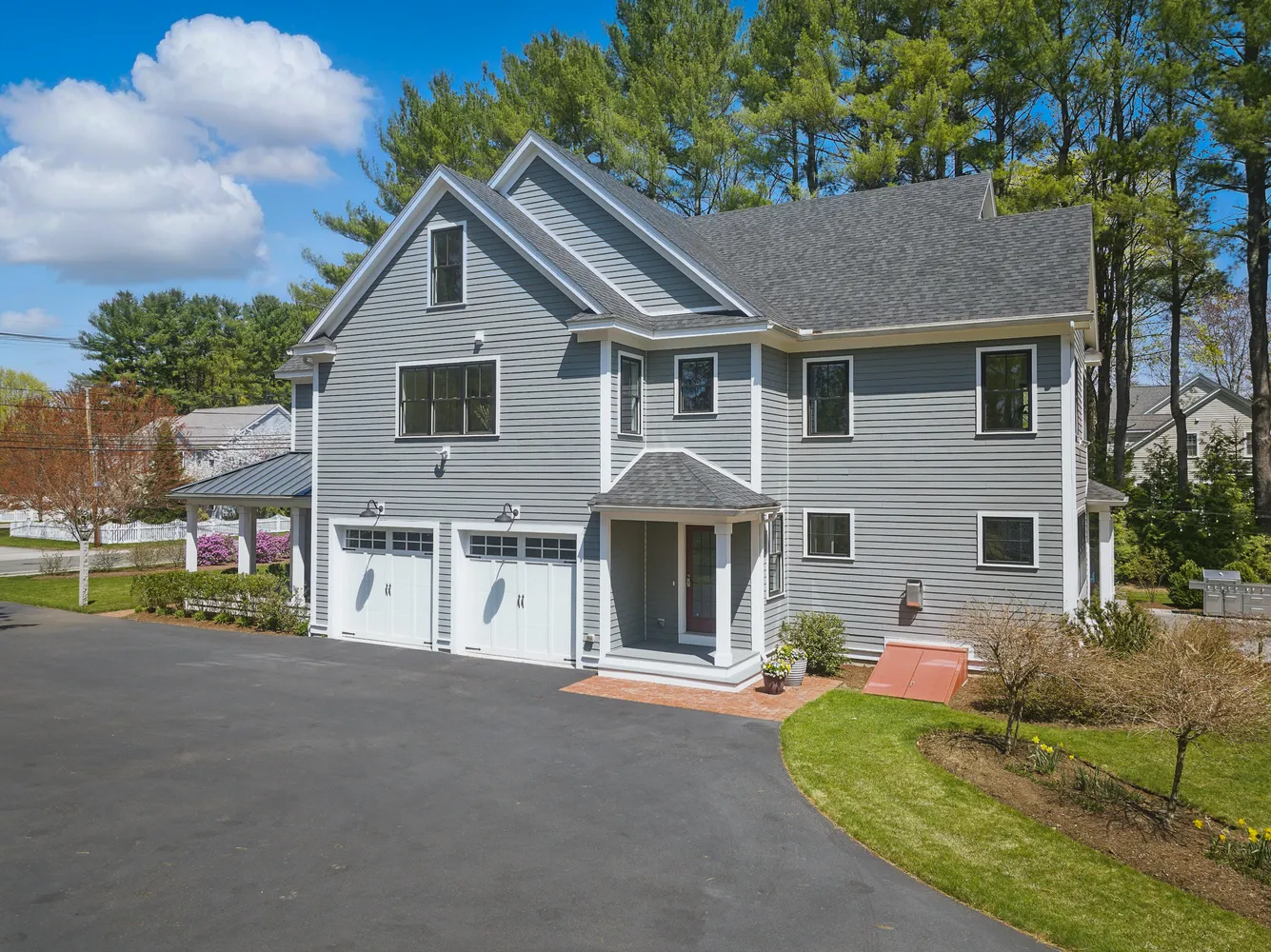 Contact Agent | 186 Concord Road, Bedford, MA 01730