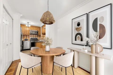 $550,000 | 1160 3rd Avenue, Unit 3D | Lenox Hill