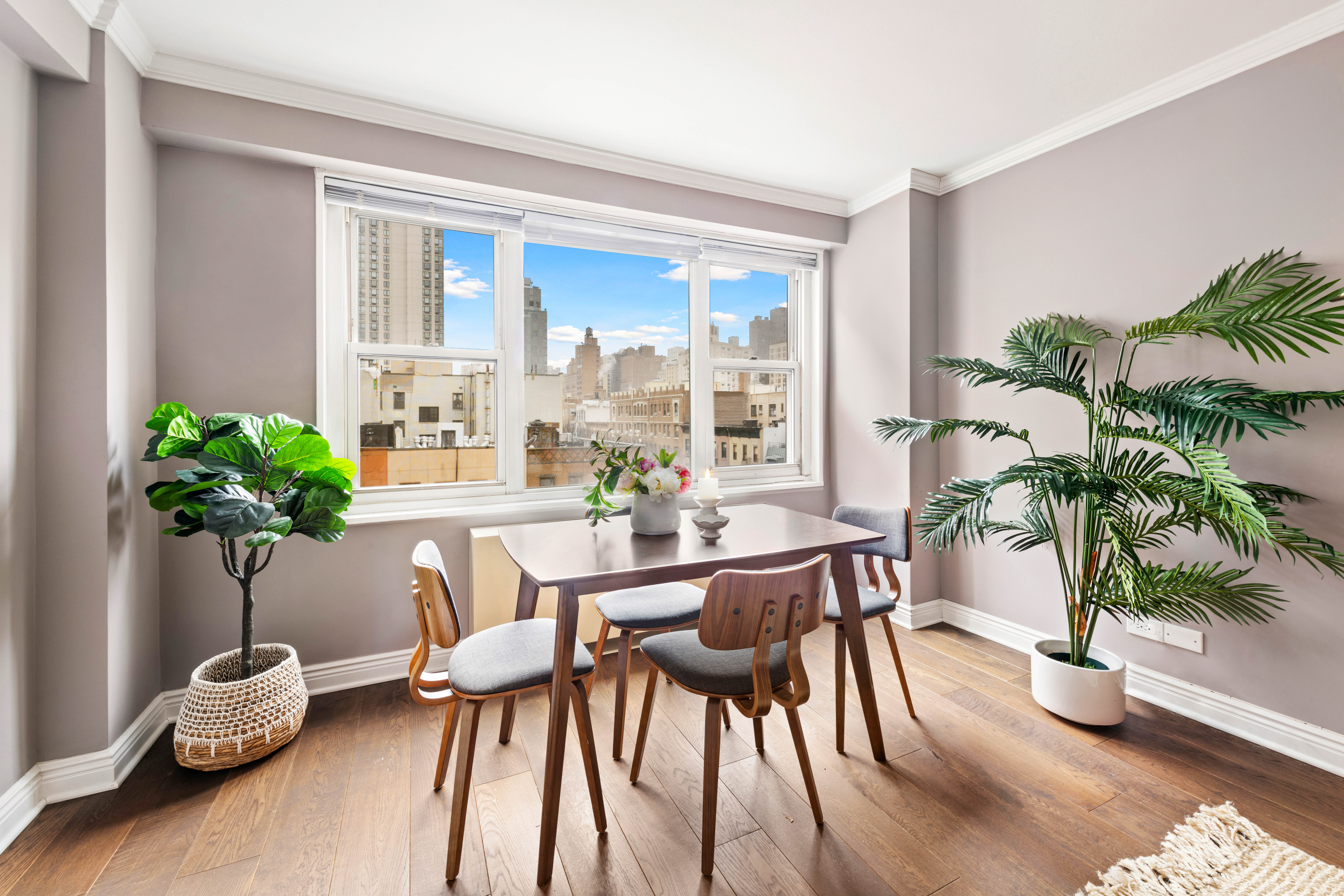 400 East 77th Street, Unit 7J Manhattan, NY 10075 - Photo 3 of 9