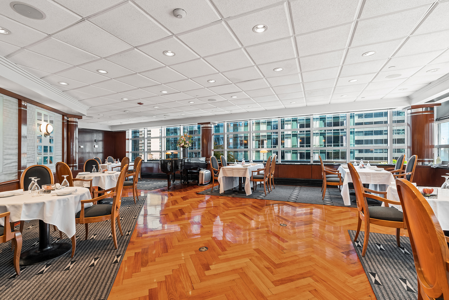 146 West 57th Street, Unit 48D Manhattan, NY 10019 - Photo 31 of 36