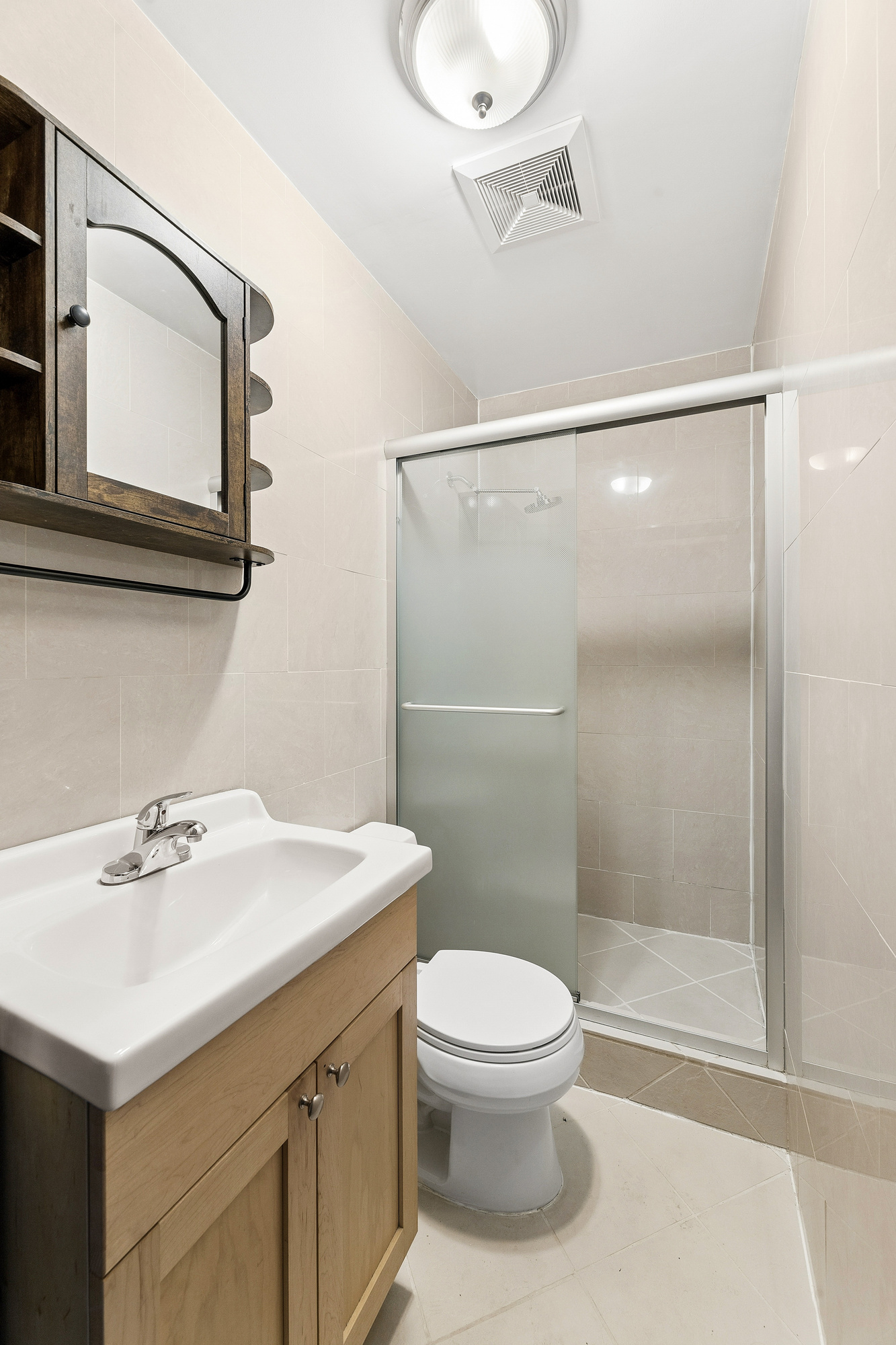 143 Perry Street, Unit 2 Manhattan, NY 10014 - Photo 6 of 7