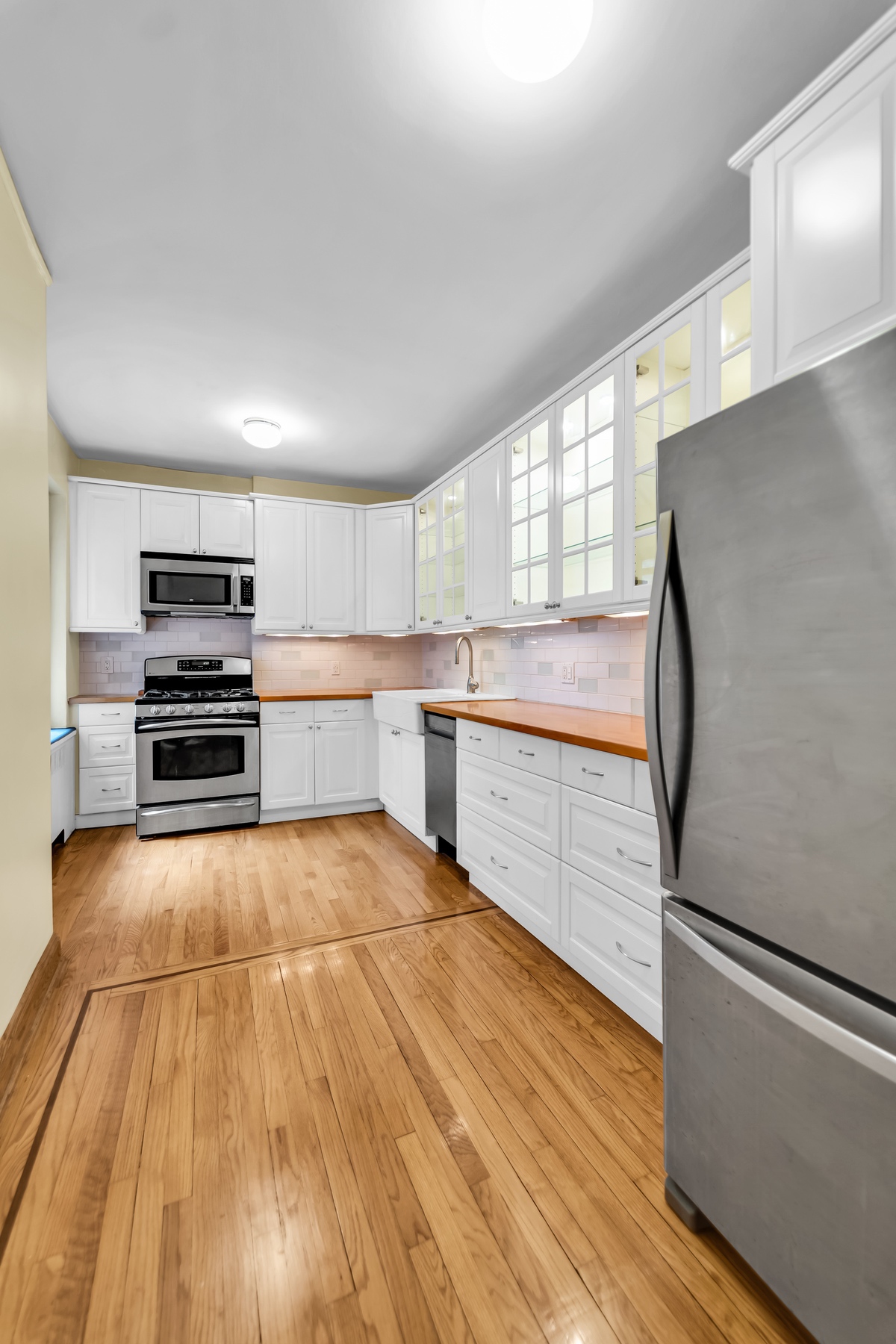 4445 Post Road, Unit 6K Bronx, NY 10471 - Photo 7 of 14