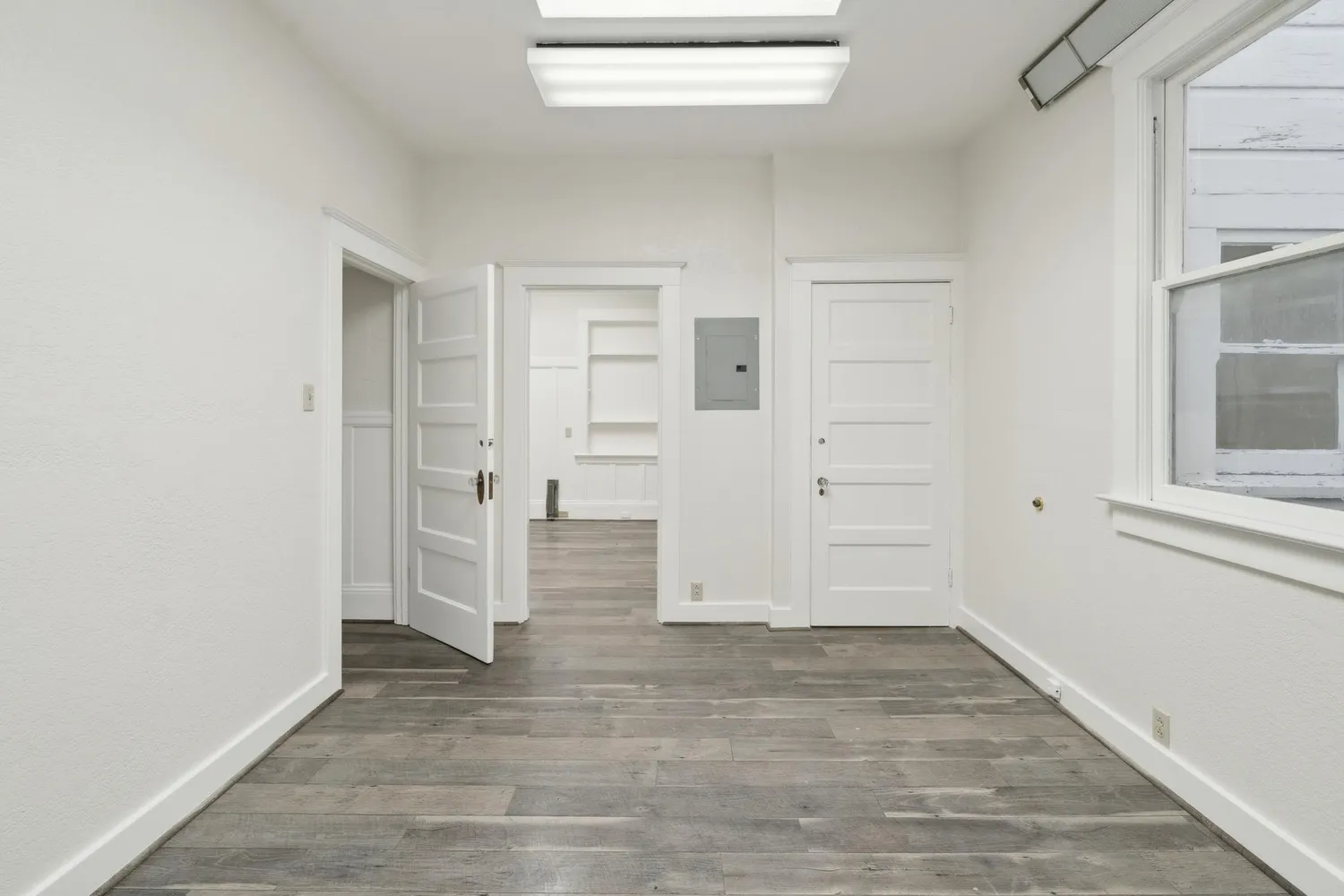 a view of an empty walk in closet