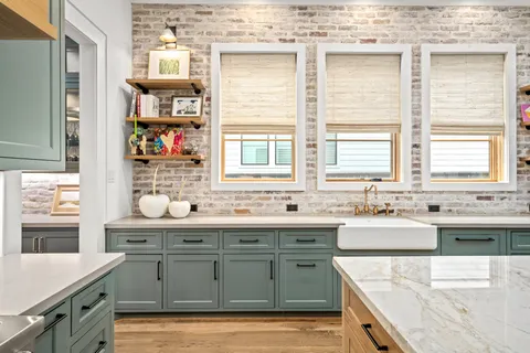 $2,300,000 | 3758 Drummond Street, Houston, TX 77025