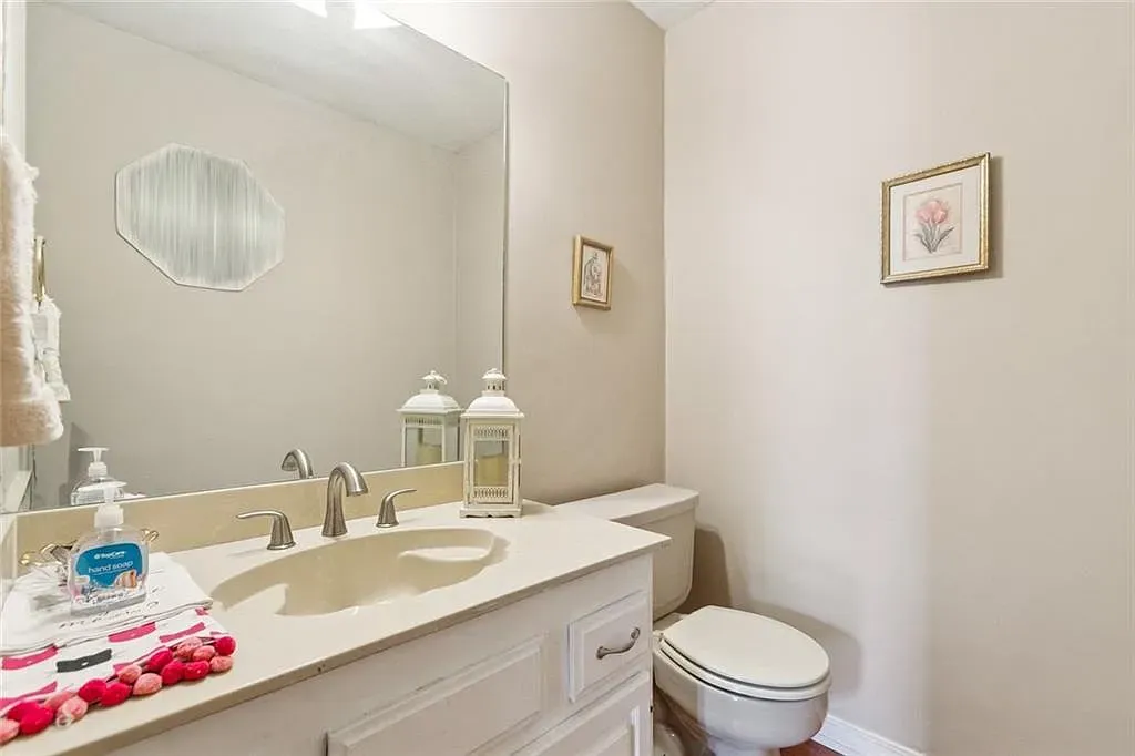 $285,000 | 3922 Audubon Trace, Unit 3922, Jefferson, LA 70121