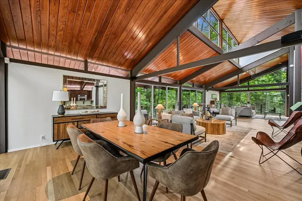 $2,195,000 | 6620 Fernwood Court, Bethesda, MD 20817