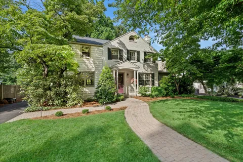 $689,000 | 12 Vining Lane, Wilmington, DE 19807