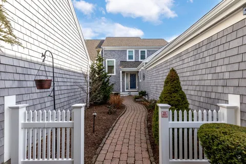 $724,900 | 16 Butten Mews, Plymouth, MA 02360