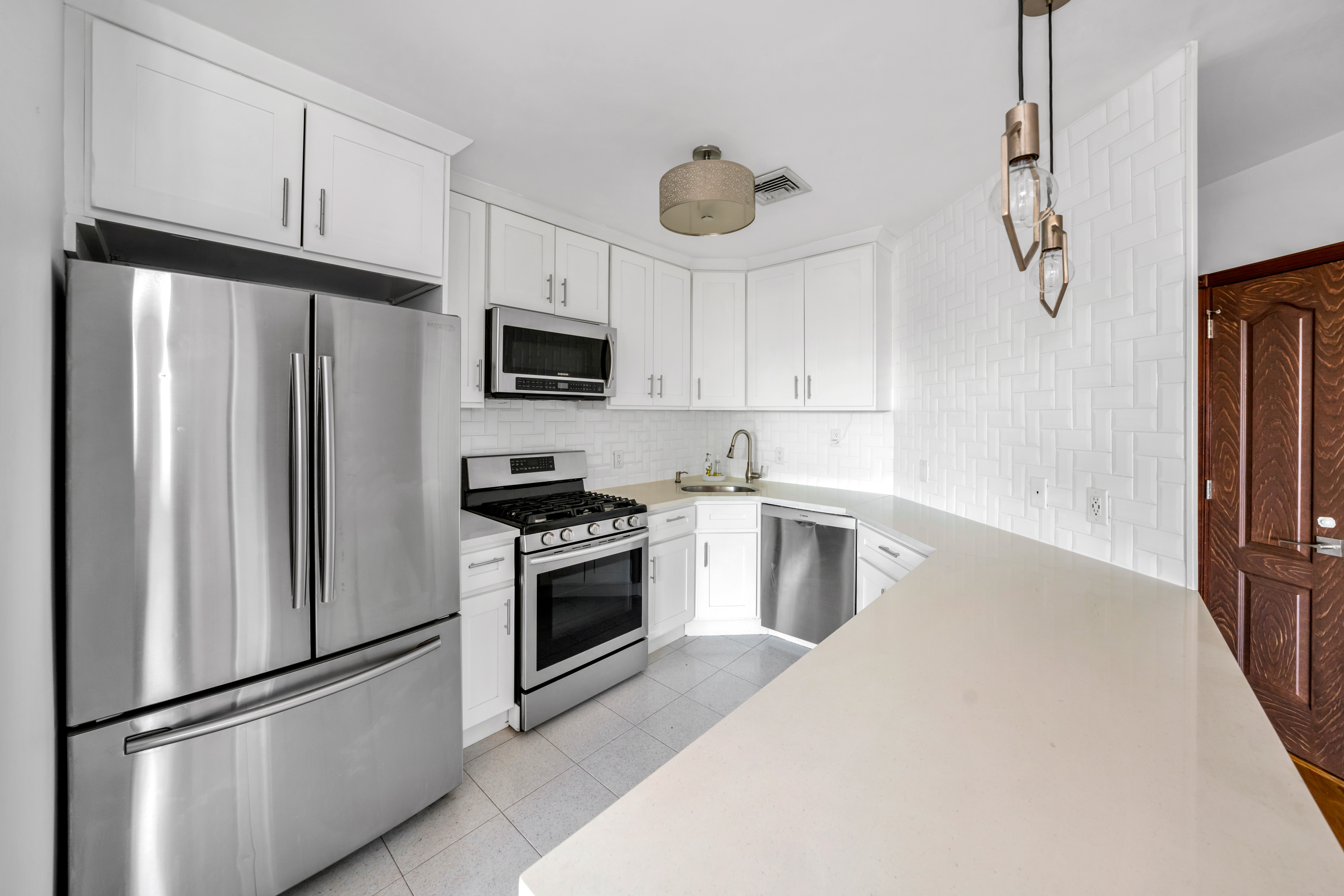 7112 14th Avenue, Unit 3R Brooklyn, NY 11228 - Photo 4 of 17