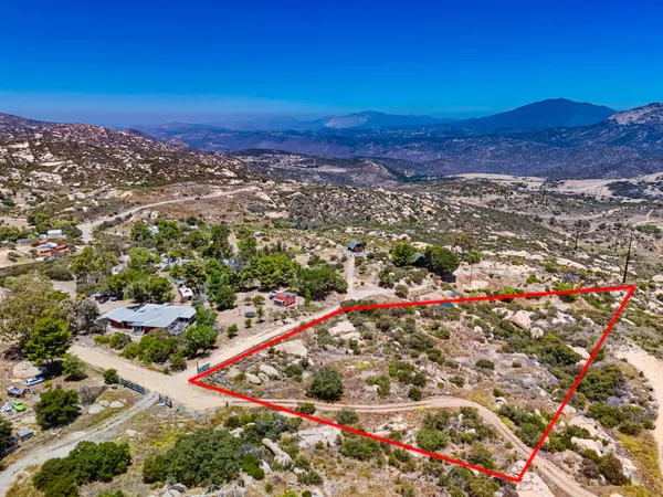 $199,000 | 21038 Fog Ridge, Alpine, CA 91901