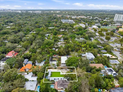 $6,495,000 | 3770-3792 Kumquat Avenue, Miami, FL 33133