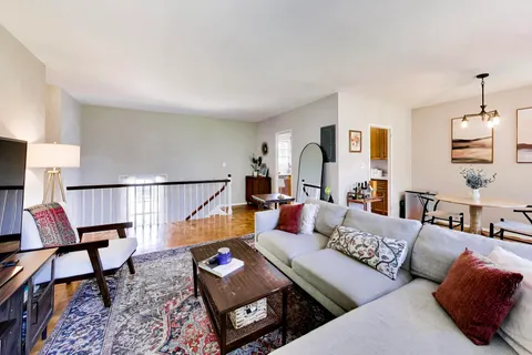 $330,000 | 3442 Martha Custis Drive, Unit 3103442, Alexandria, VA 22302