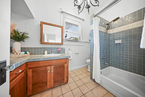 $3,000,000 | 1775 Lusitana Street, Honolulu, HI 96813