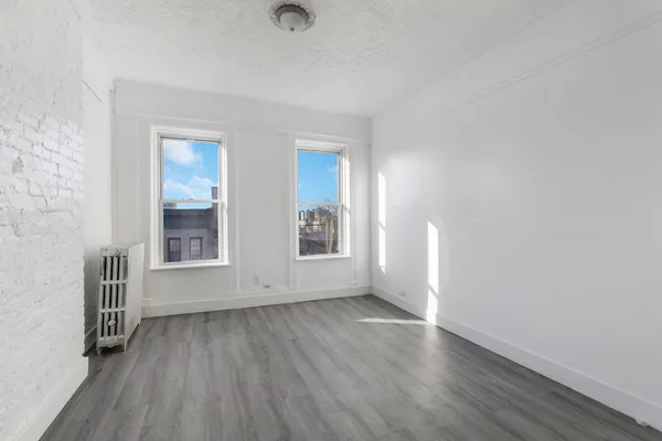 $3,500 | 639 President Street, Unit 5R | Park Slope