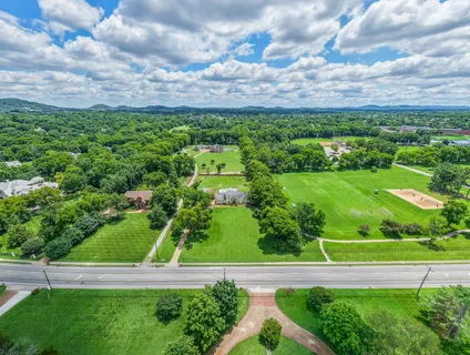 $3,200,000 | 510 Granny White Pike, Brentwood, TN 37027