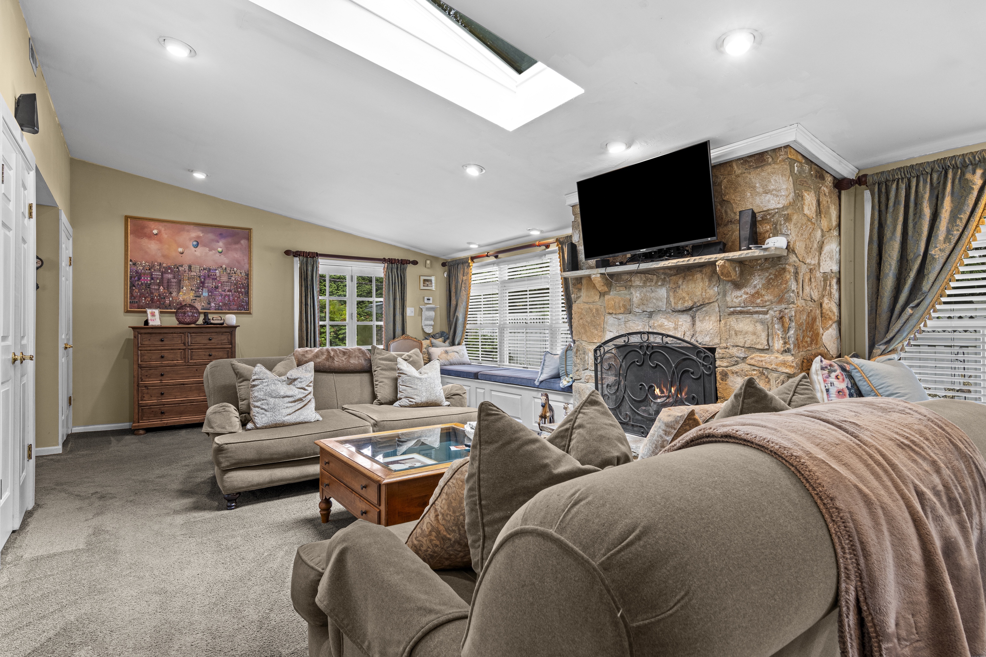 8 South Providence Road Wallingford, PA 19086 - Photo 9 of 45 Gallery Image 9