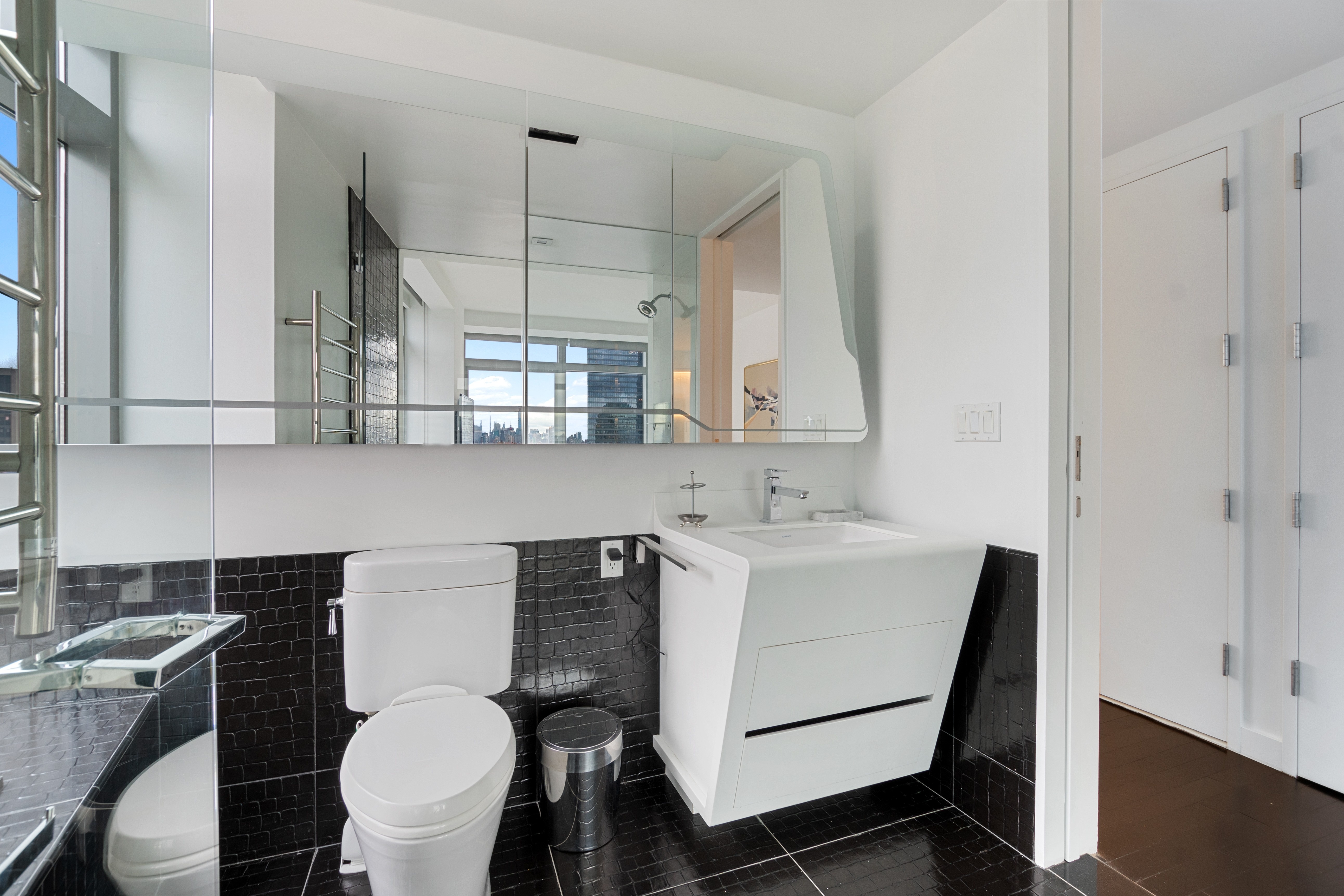 123 Washington Street, Unit 39F Manhattan, NY 10006 - Photo 5 of 8