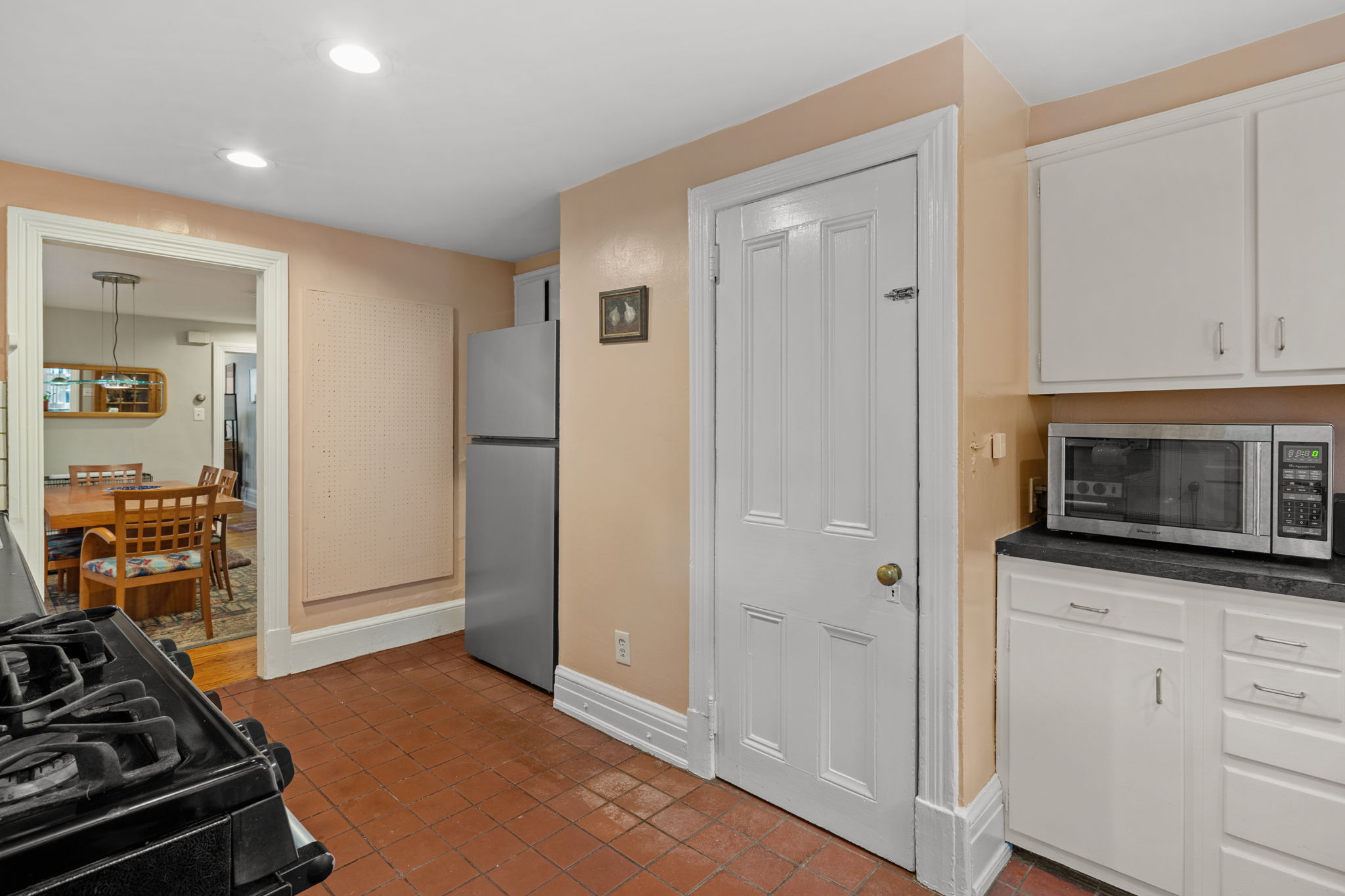2208 Rittenhouse Square Philadelphia, PA 19103 - Photo 13 of 27