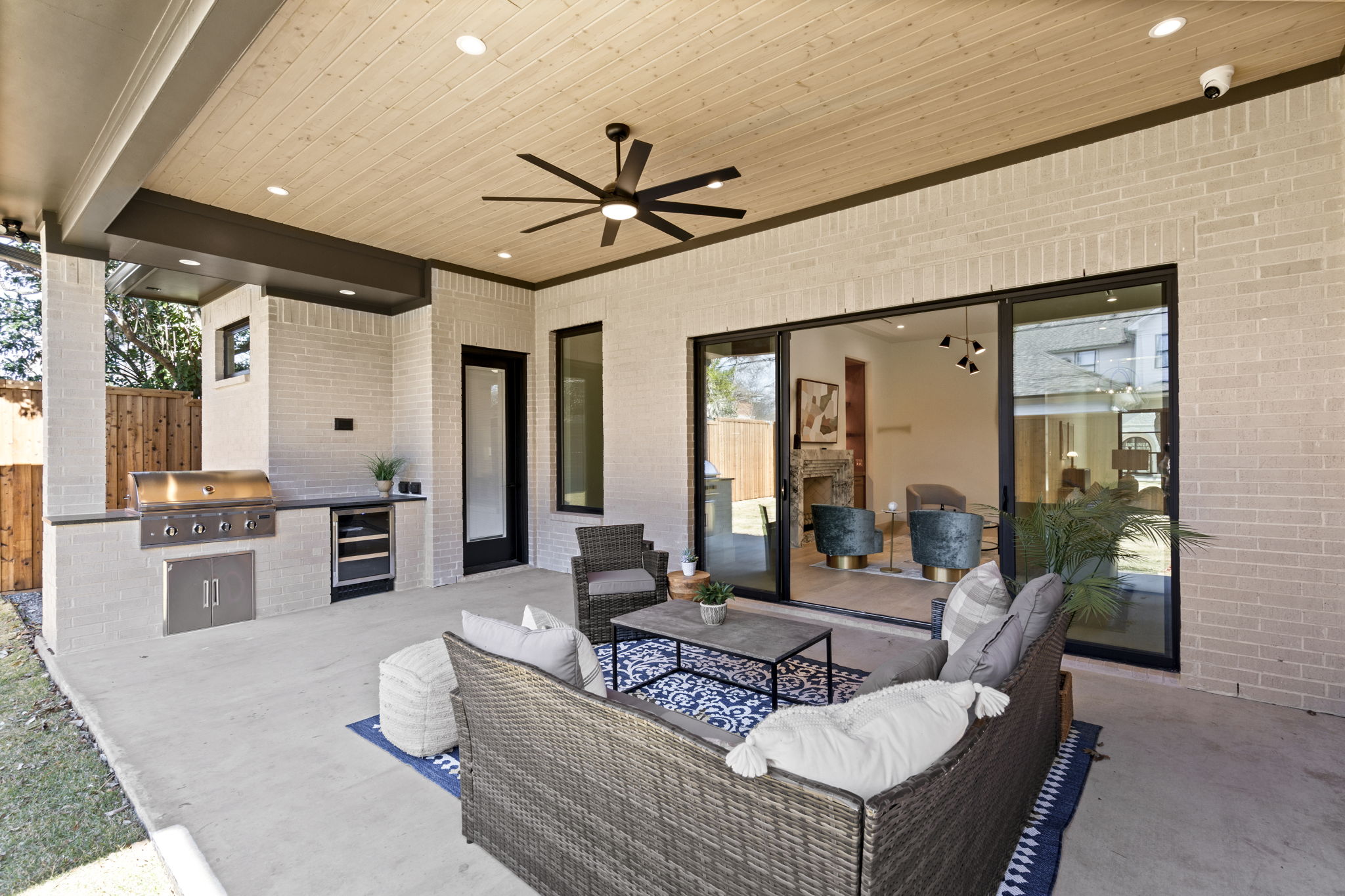 4231 Concho Street Dallas, TX 75206 - Photo 38 of 42