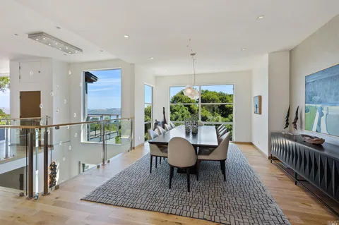 Contact Agent | 19 Toyon Lane, Sausalito, CA 94965