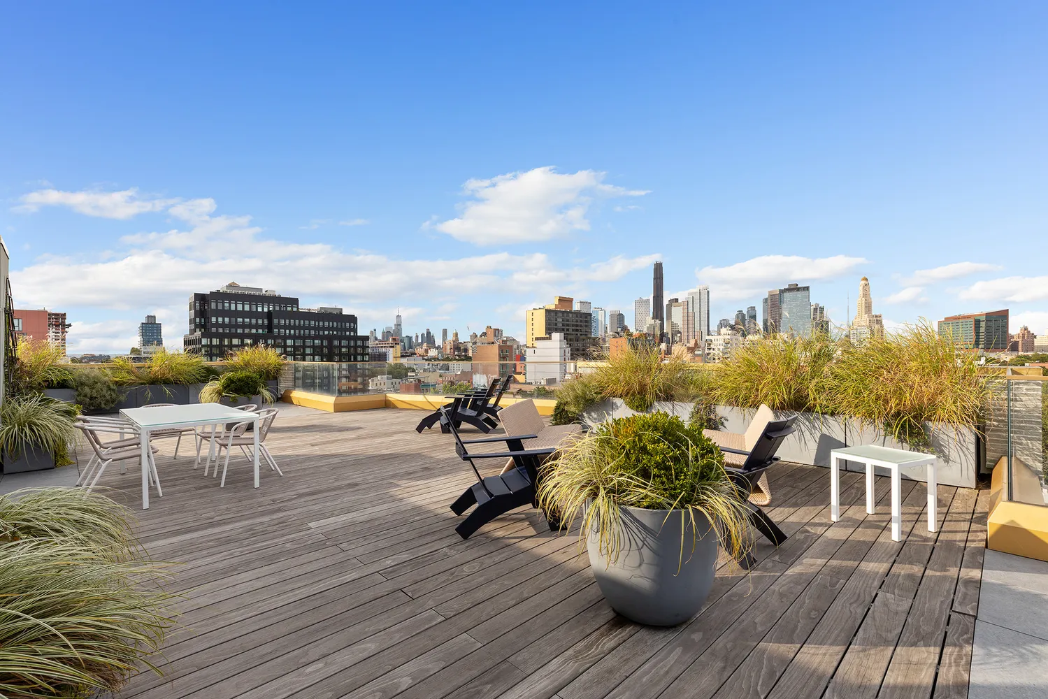 a car parked in front of a building