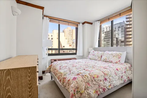 $7,500 | 171 East 84th Street, Unit 11D | Upper East Side