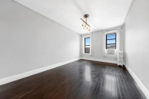 $320,000 | 37-20 83rd Street, Unit 6J | Jackson Heights