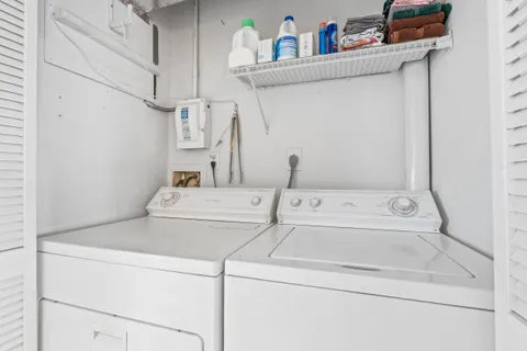 $350,000 | 5300 Highway A1A, Unit 401, Vero Beach, FL 32963