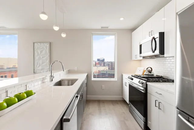 $4,195 | 398 Cambridge Street, Unit 405, Allston, MA 02134