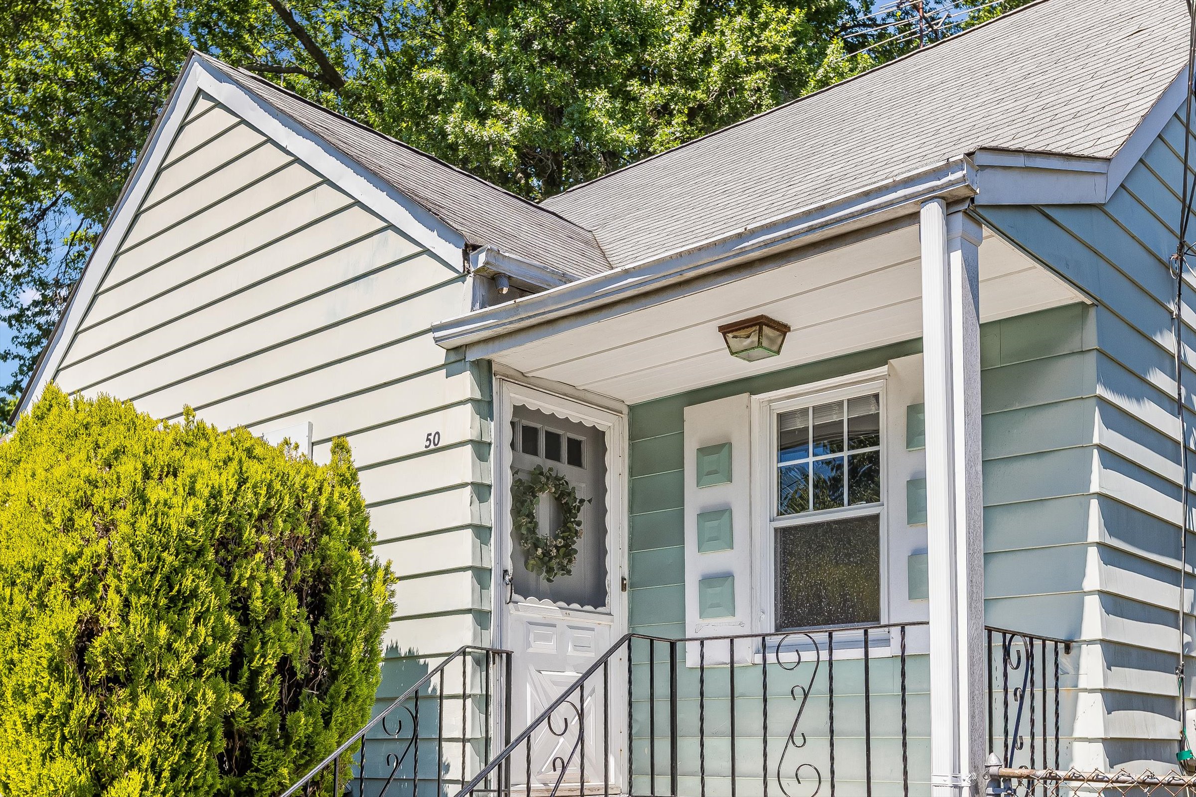 50 Ridge Avenue Bloomfield, NJ 07003 - Photo 2 of 32