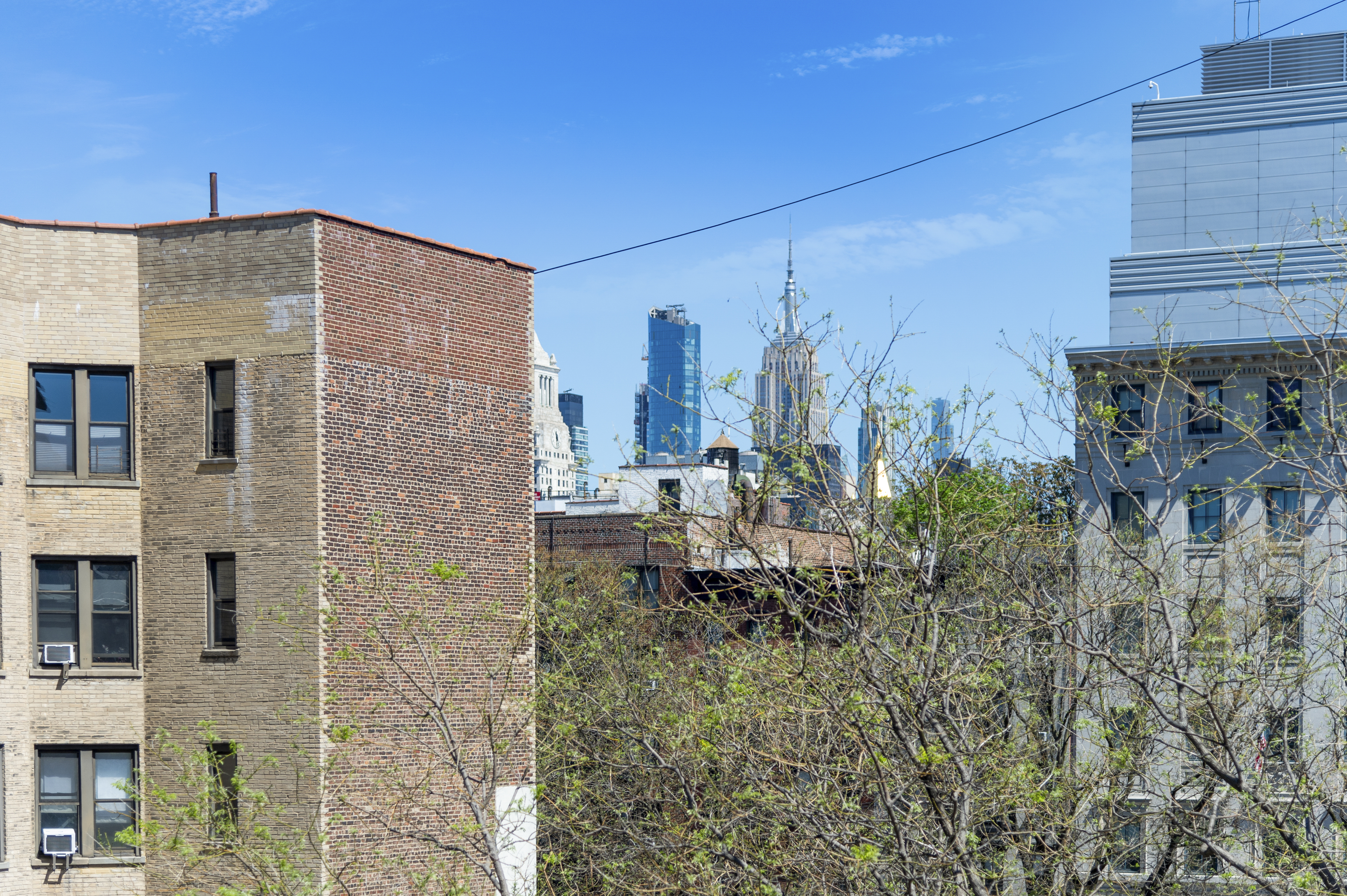 112 East 4th Street, Unit 4 Manhattan, NY 10003 - Photo 6 of 6 a backyard of a house with lots of green space