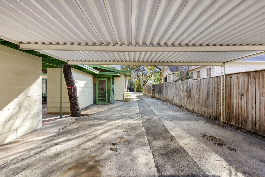 2004 Griswold Lane Austin, TX 78703 - Photo 31 of 37