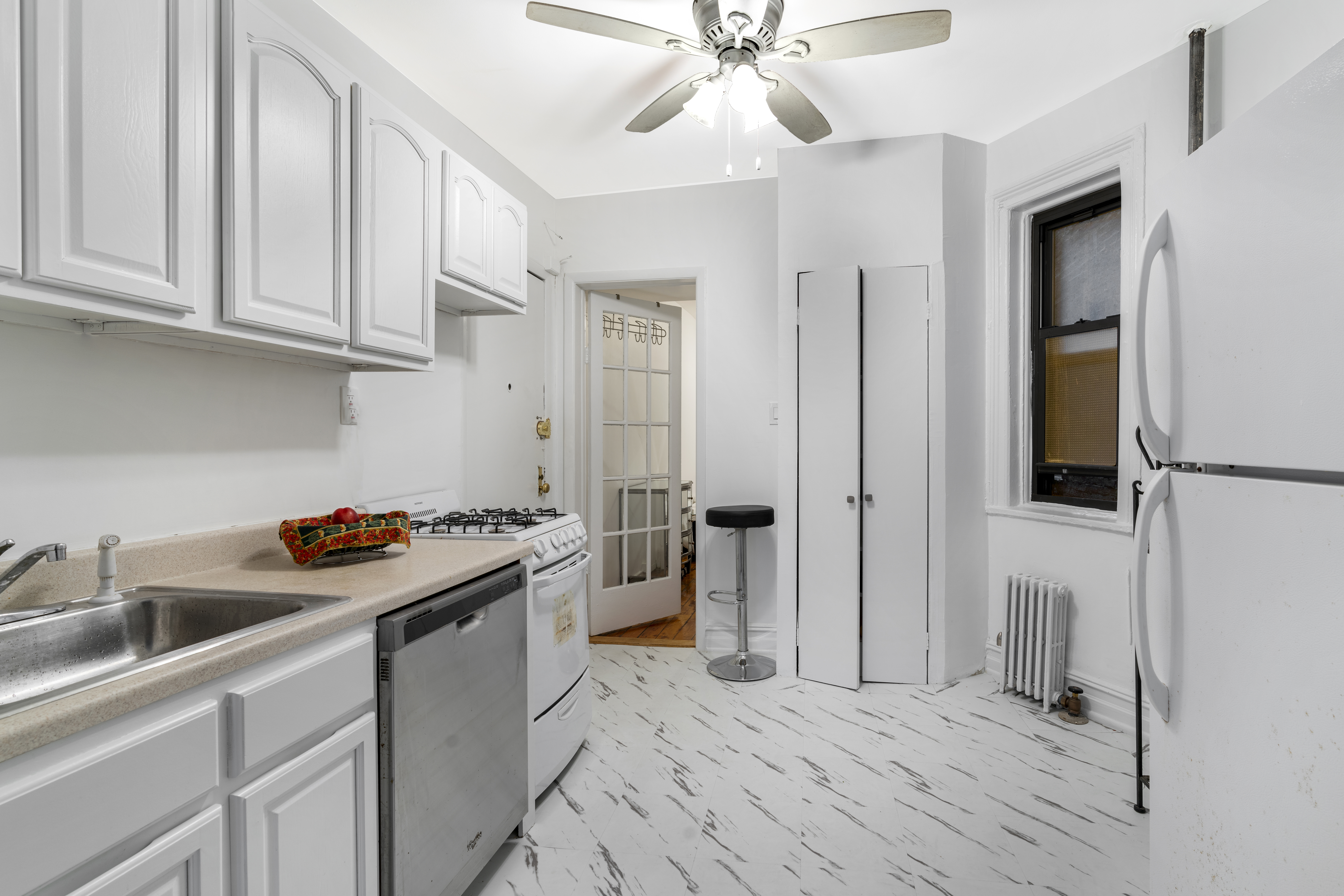 317 East 73rd Street, Unit 3FE Manhattan, NY 10021 - Photo 4 of 9