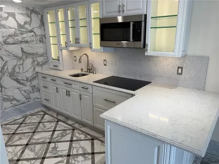 $156,000 | 2100 St Charles Avenue, Unit 7N, New Orleans, LA 70130