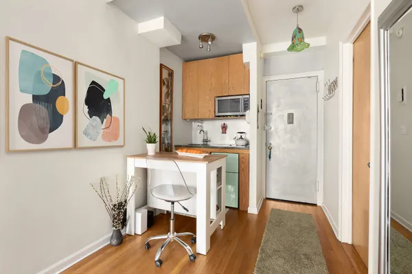 $499,000 | 230 Central Park West, Unit 14I | Upper West Side