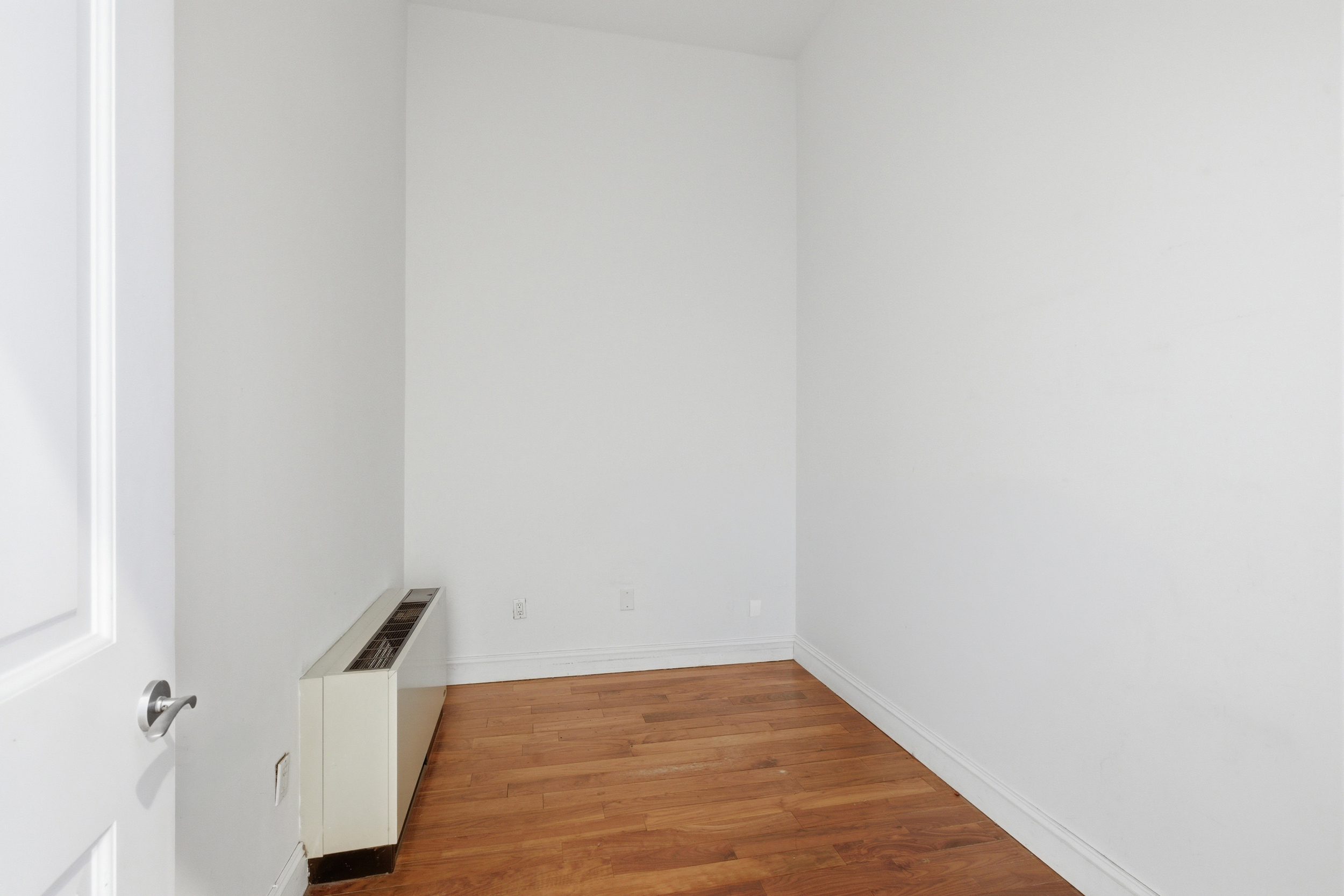 655 6th Avenue, Unit 3D Manhattan, NY 10010 - Photo 15 of 20 a view of an empty room