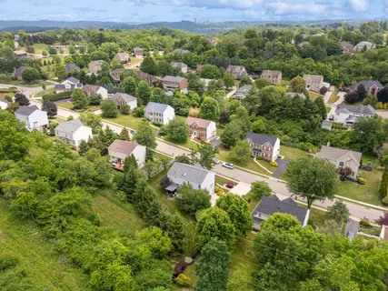 $725,000 | 220 Foxburg Drive, Pittsburgh, PA 15205