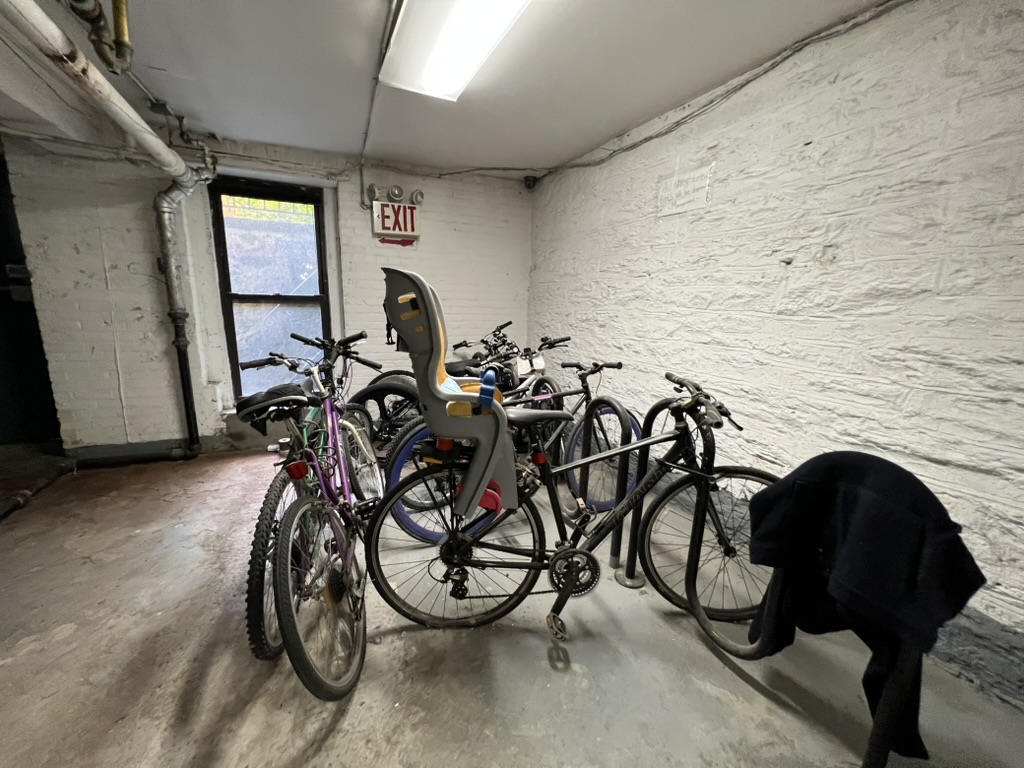 438 West 49th Street, Unit 2D Manhattan, NY 10019 - Photo 11 of 21