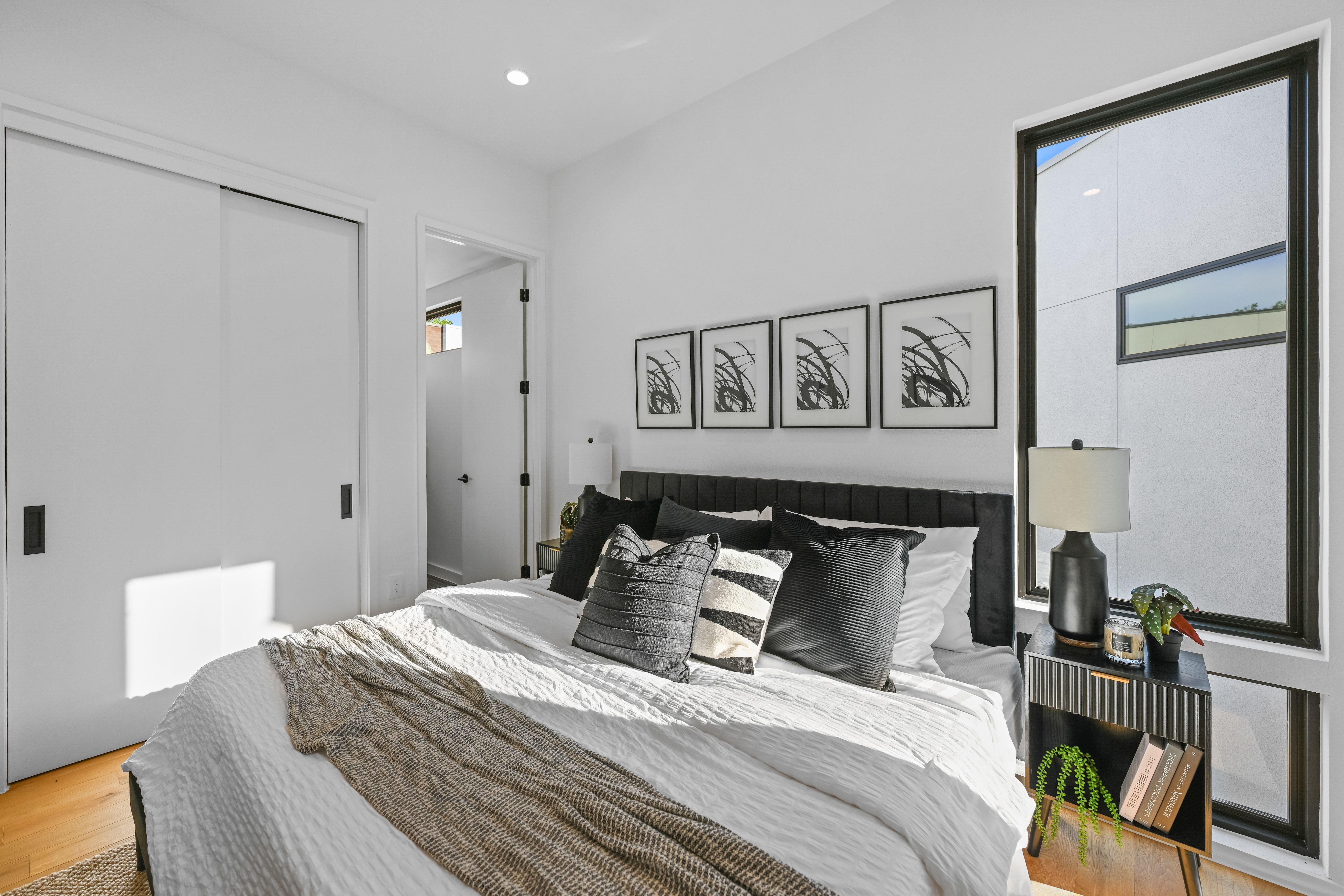 219 Lessin Lane, Unit 15 Austin, TX 78704 - Photo 36 of 53 Gallery Image 36