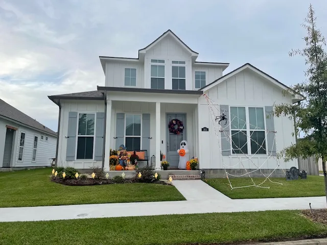 $315,000 | 103 Laurel Grove Boulevard, Youngsville, LA 70592