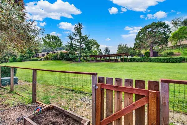 $578,000 | 3161 Valley Green Lane, Napa, CA 94558