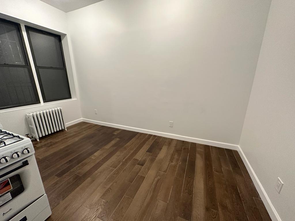 416 East 71st Street, Unit 3 Manhattan, NY 10021 - Photo 3 of 4