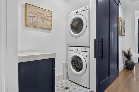 $1,599,000 | 5 Caspian Way, Unit 2, Dorchester, MA 02125