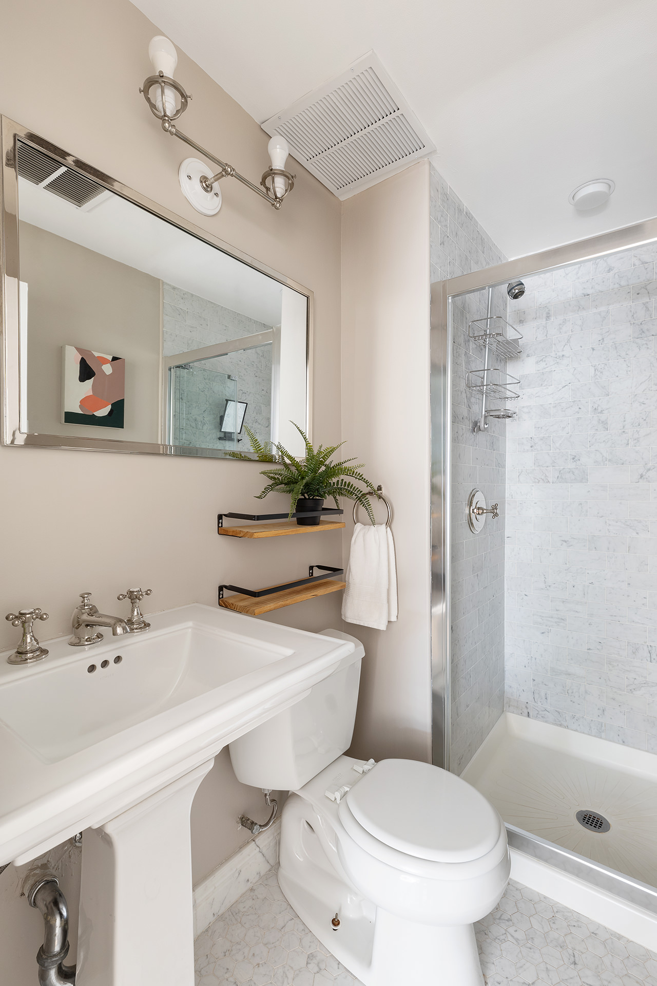 283 Hicks Street, Unit 4B Brooklyn, NY 11201 - Photo 10 of 15 a bathroom with a sink toilet and shower