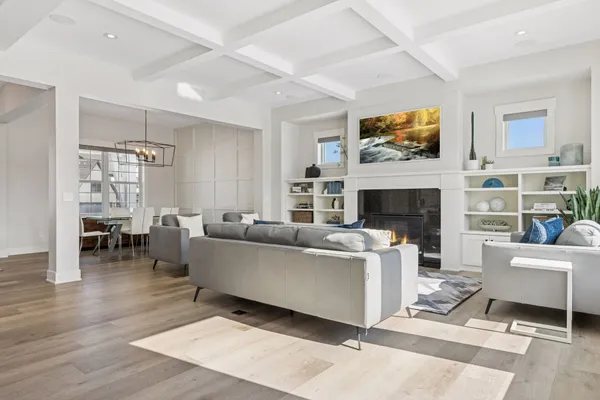 $1,850,000 | 16865 46th Avenue North, Plymouth, MN 55446