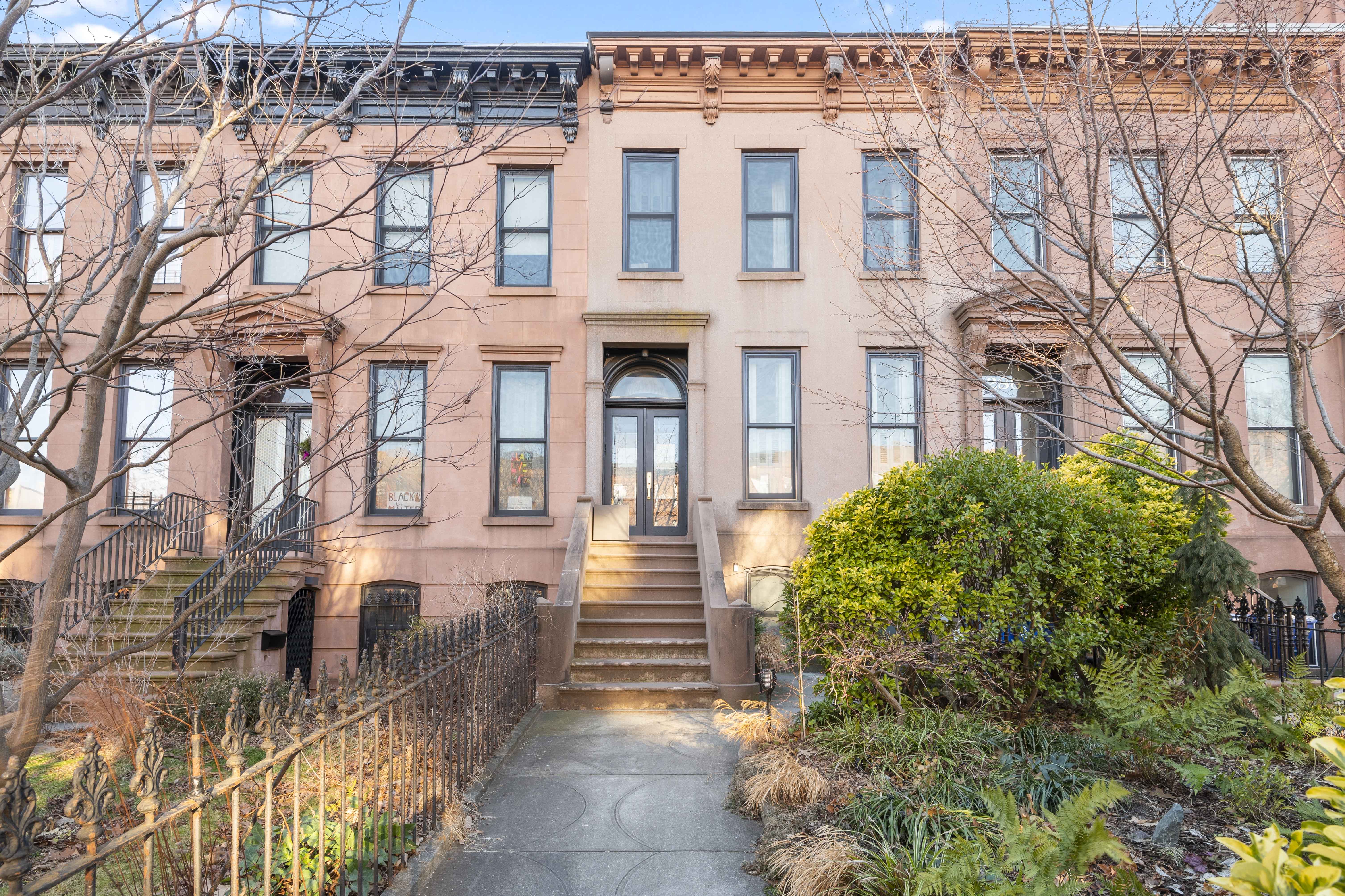 288 Carroll Street Brooklyn, NY 11231 - Photo 1 of 17